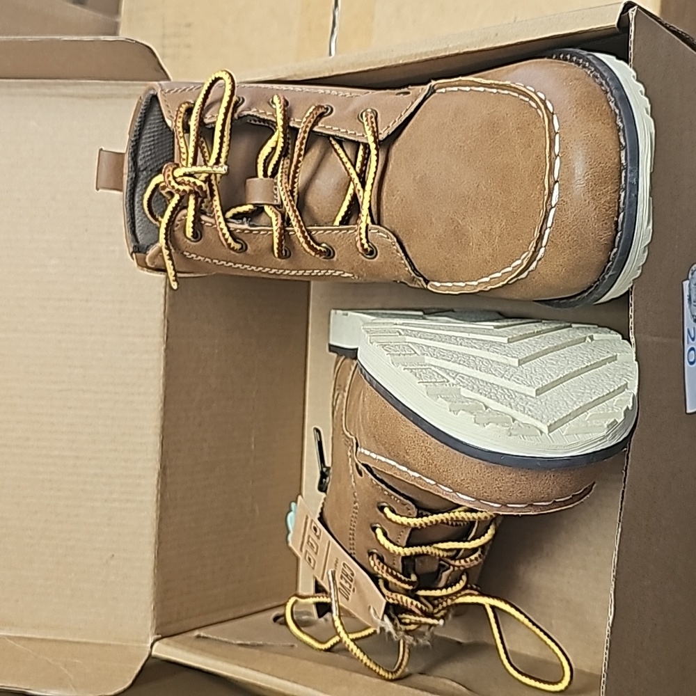 Crevo Buck Moc Toe Ankle Boot Footwear Big Boys Size 4 Brown New SRP $65